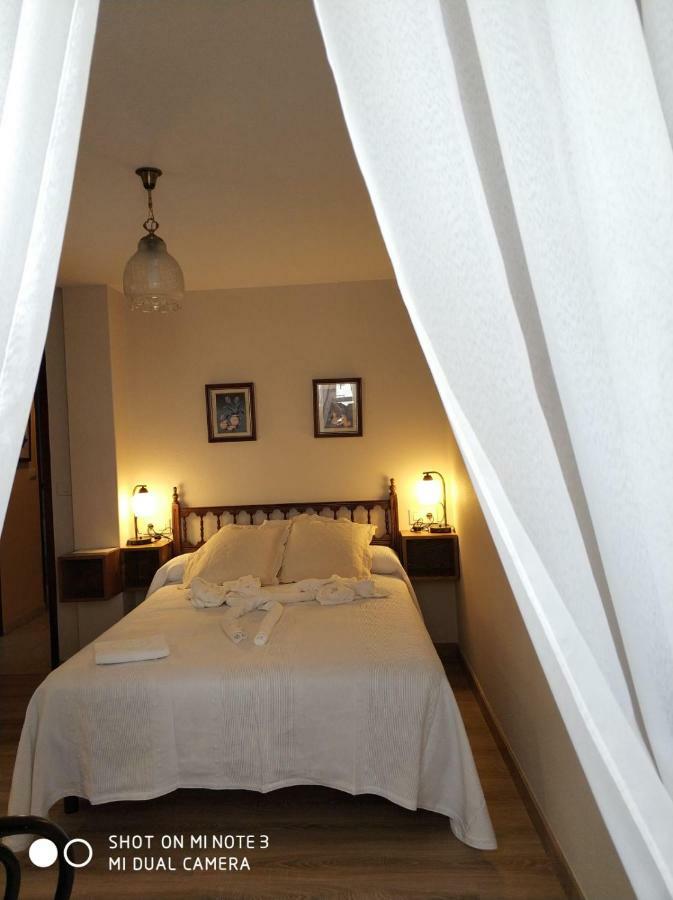 Pension Pura Cuntis Екстер'єр фото