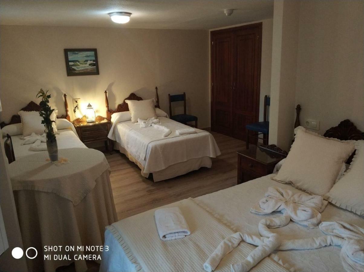 Pension Pura Cuntis Екстер'єр фото