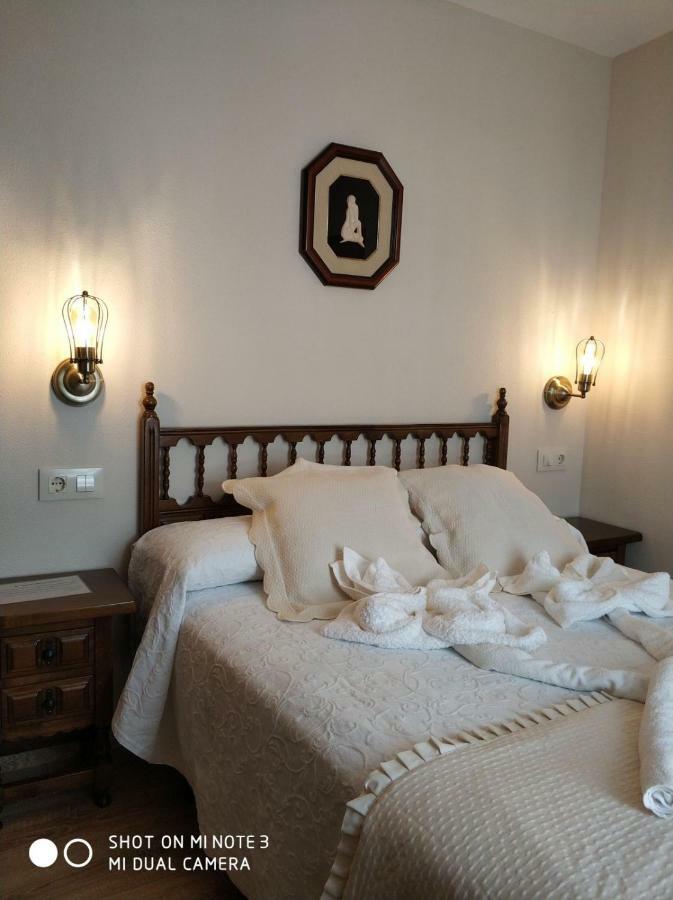 Pension Pura Cuntis Екстер'єр фото
